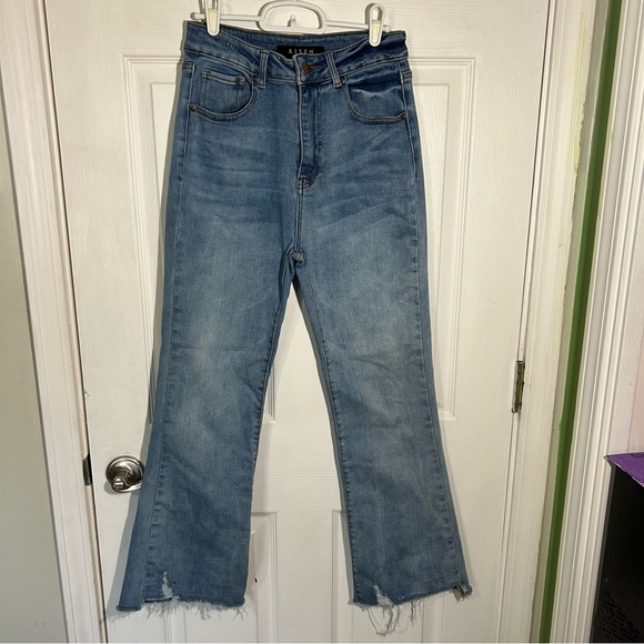 RISEN Los Angeles High Rise Flare Jeans Size 28/7 Style RDP1461 Released Hem - Picture 1 of 13